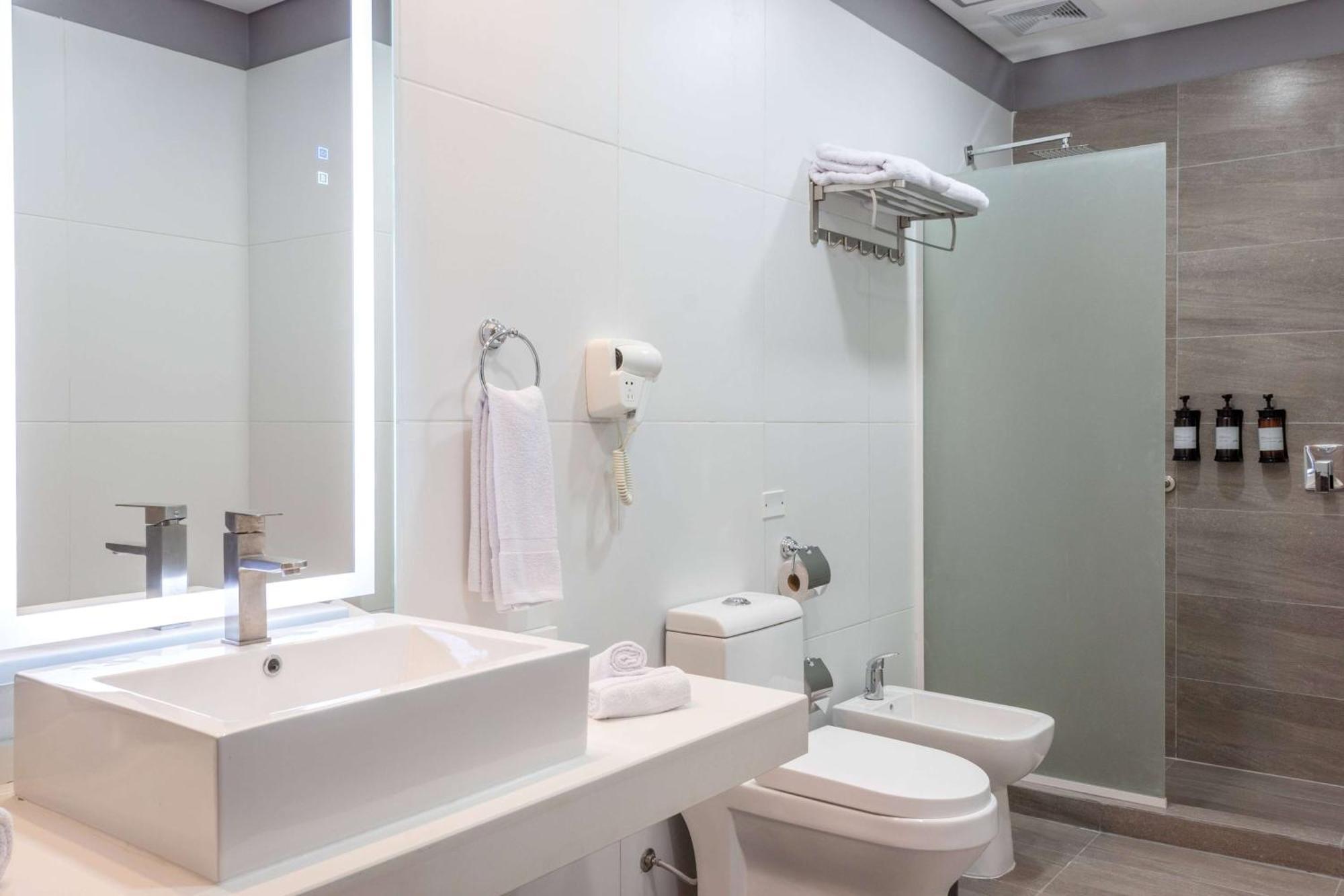 Tryp By Wyndham Asuncion Hotel Exterior foto